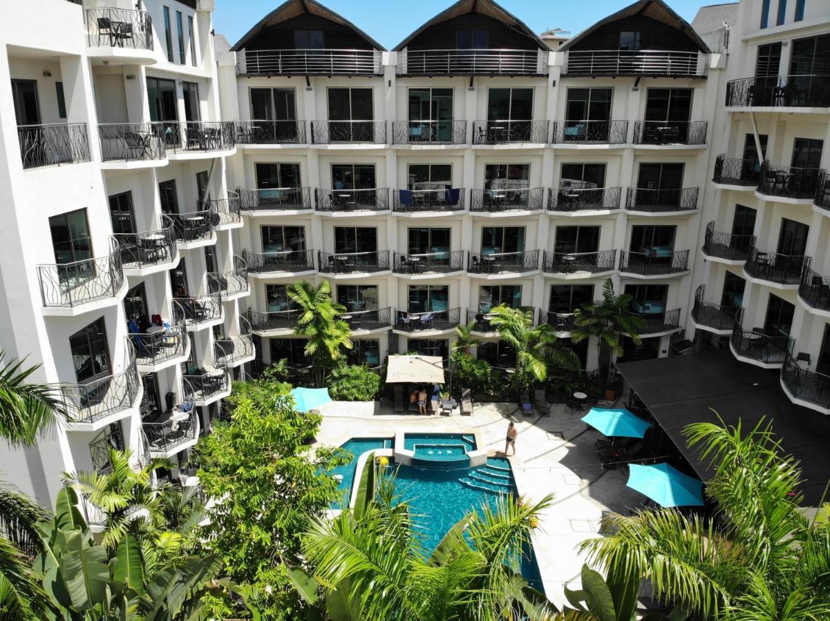 Pacific Suites Boutique Hotel And Bistro ฆาโก ภายนอก รูปภาพ