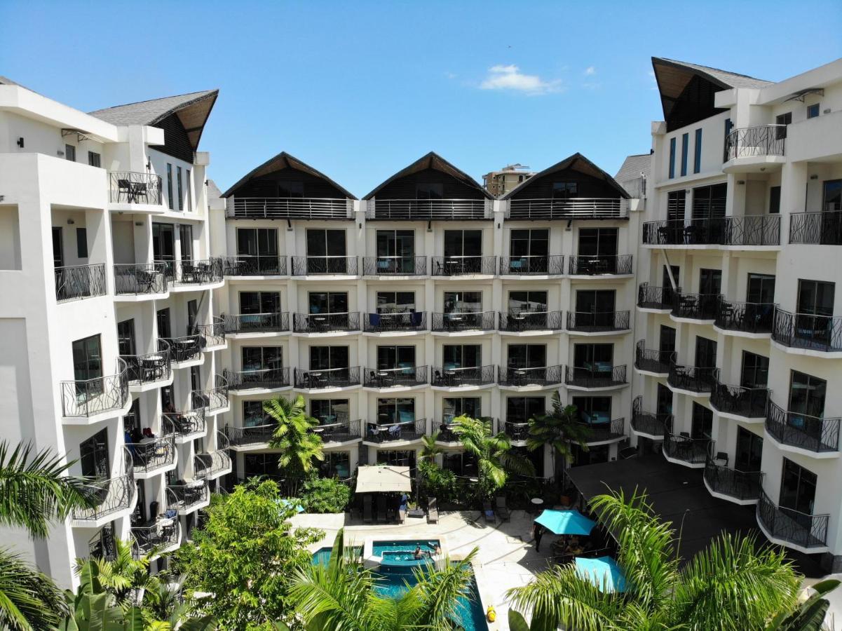 Pacific Suites Boutique Hotel And Bistro ฆาโก ภายนอก รูปภาพ