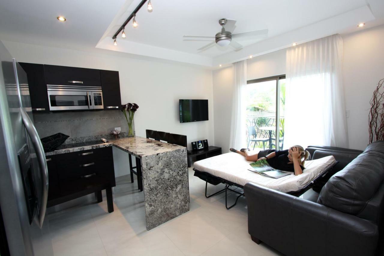 Pacific Suites Boutique Hotel And Bistro ฆาโก ภายนอก รูปภาพ